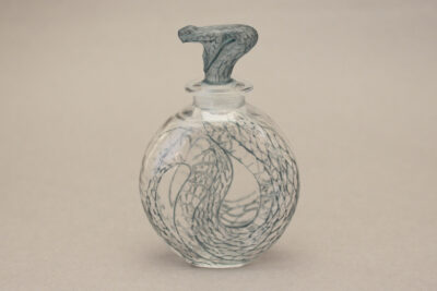 ルネ・ラリック 香水瓶　「蛇」1920年